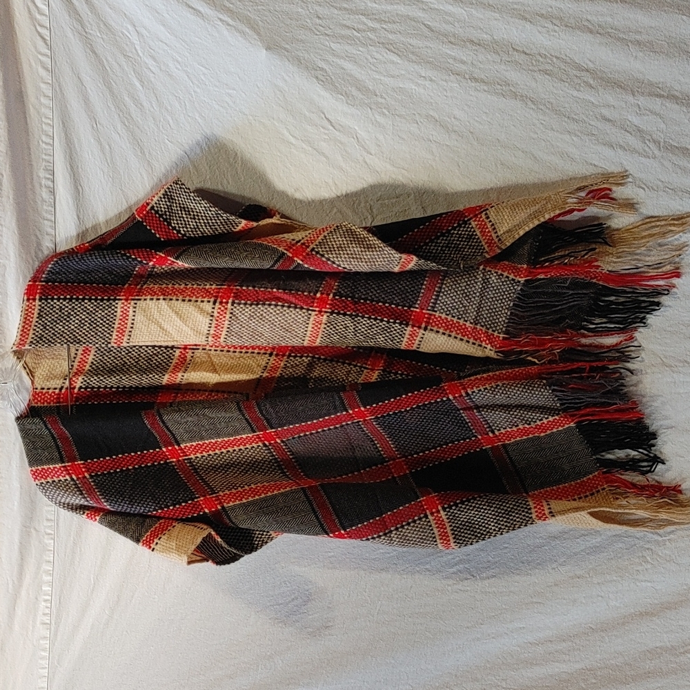 Do Everything in Love Plaid Blanket Wrap